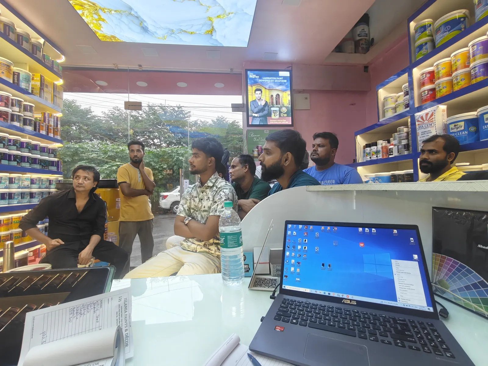 Islamia Paints Decor Asian Paints shop Meet — Islamia Paints & Decor, 57B Gulam Jilani Khan Road, Topsia, Kolkata