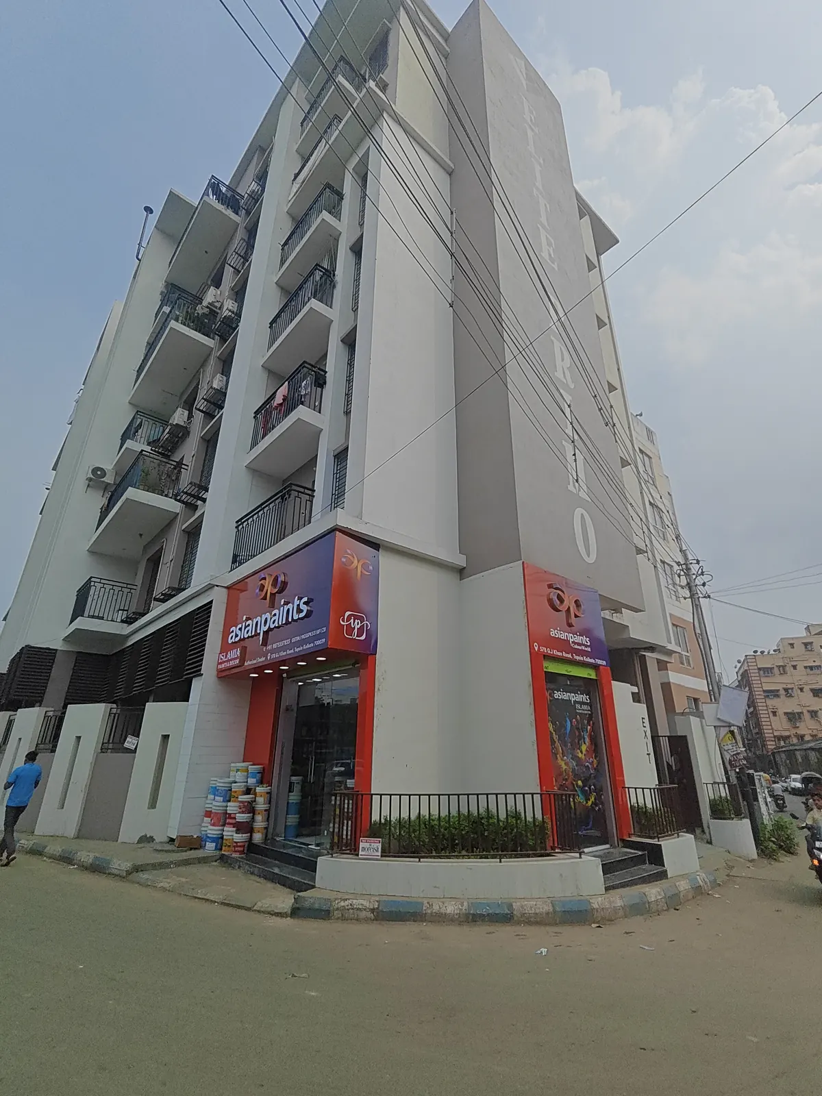 Islamia Paints Decor Paint shop — Islamia Paints & Decor, 57B Gulam Jilani Khan Road, Topsia, Kolkata